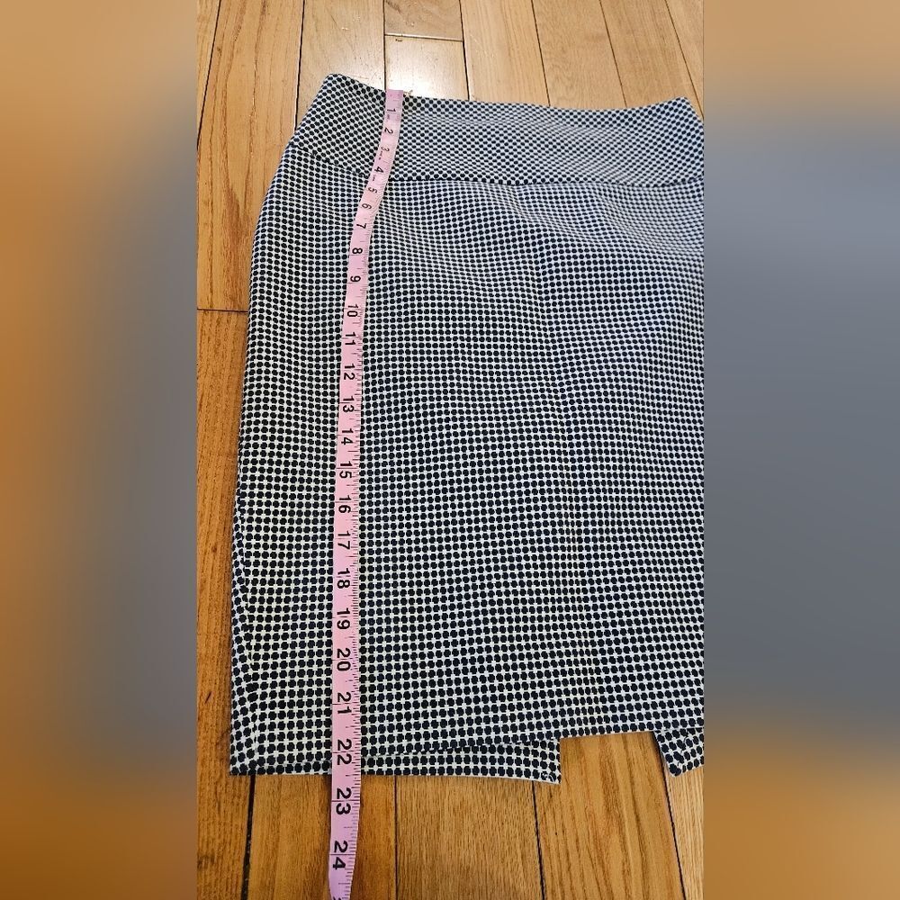 Express Pencil Skirt Knee-Length Work - Picture 3 of 9